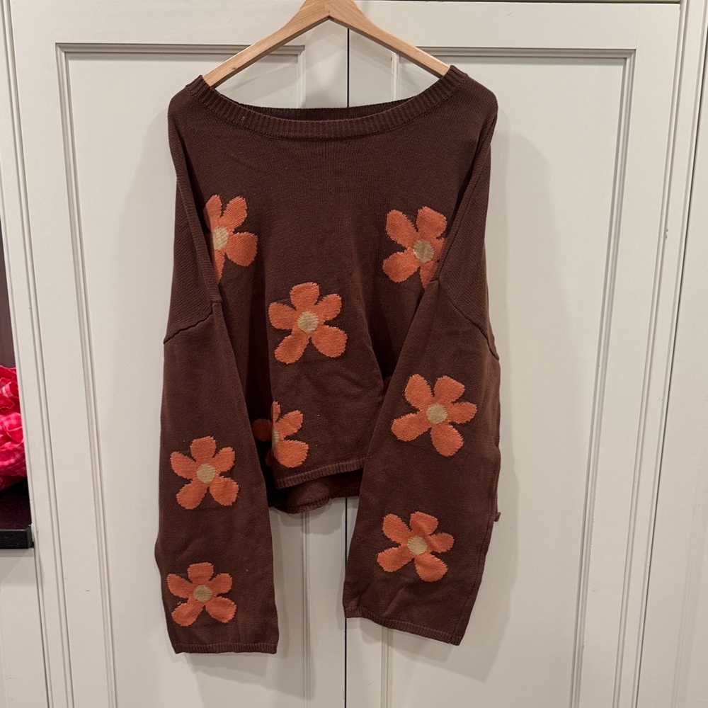 ARULA Brown Floral Sweatshirt
